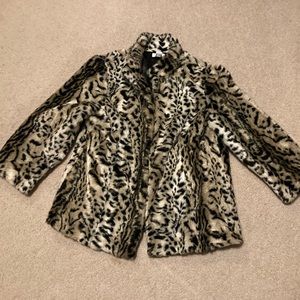Chico’s Winter Faux Fur Coat - Leopard. Size 0